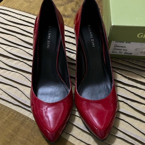 Red Heels❤️ - Picture 5 of 7